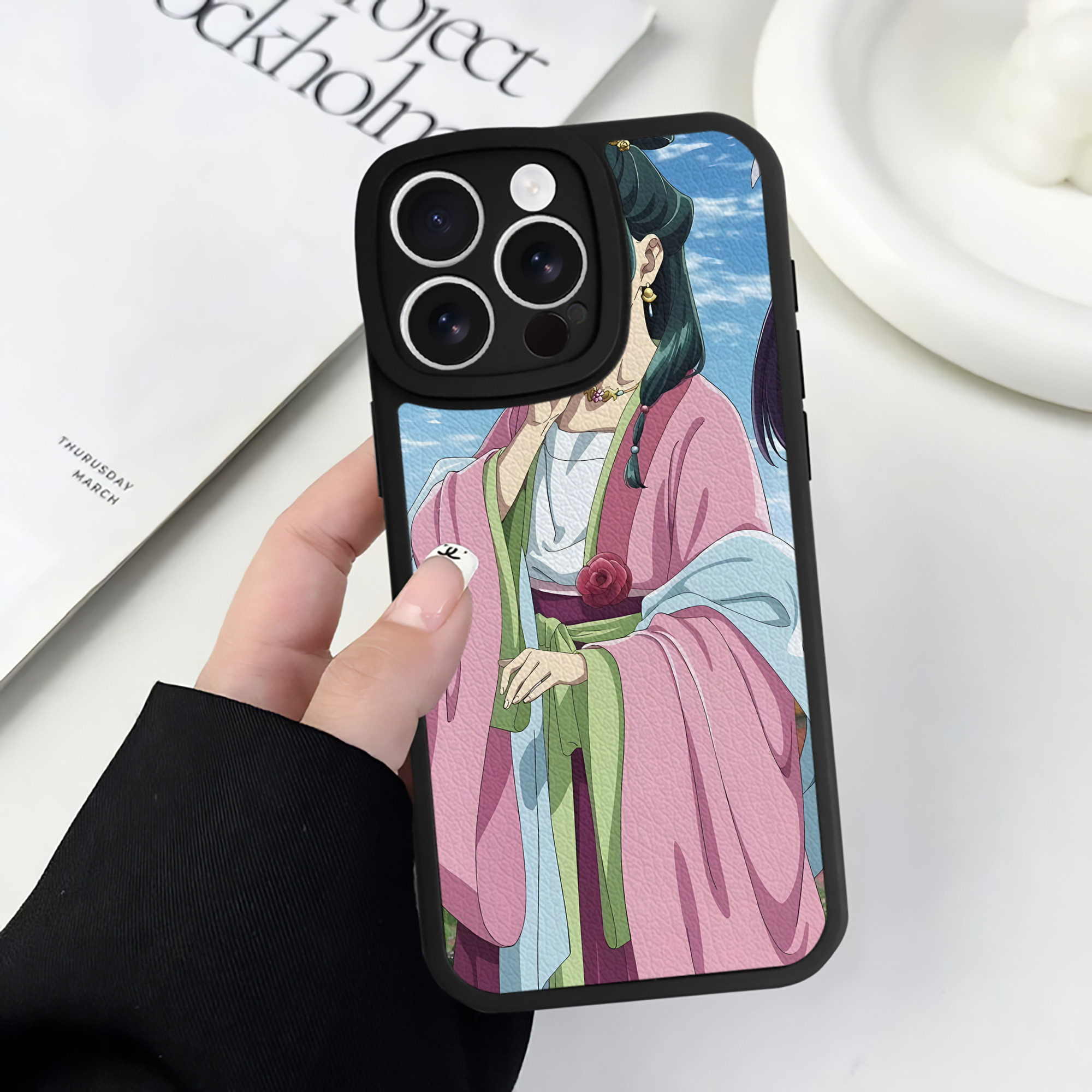 薬屋のひとりごと The Apothecary Diaries 【iPhone 16シリーズ対応】シリコンスマホケース（レザー調） 材質：シリコン